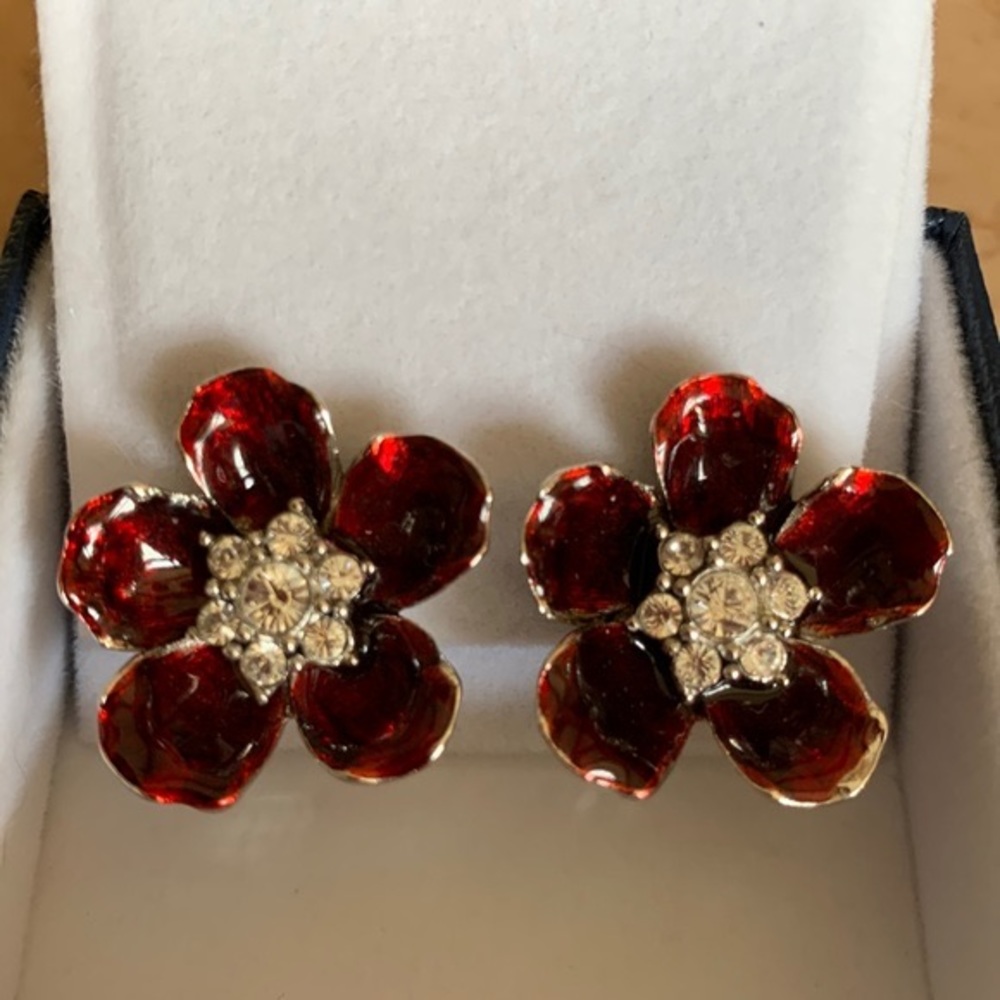 Vintage Erwin Pearl clip on earrings